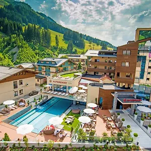 Hotell Alpinresort Valsaa - Sport &